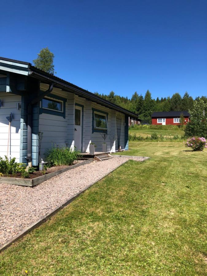Mysig Timmerstuga Med Braskamin Naera Hovfjaellet Torsby Luaran gambar